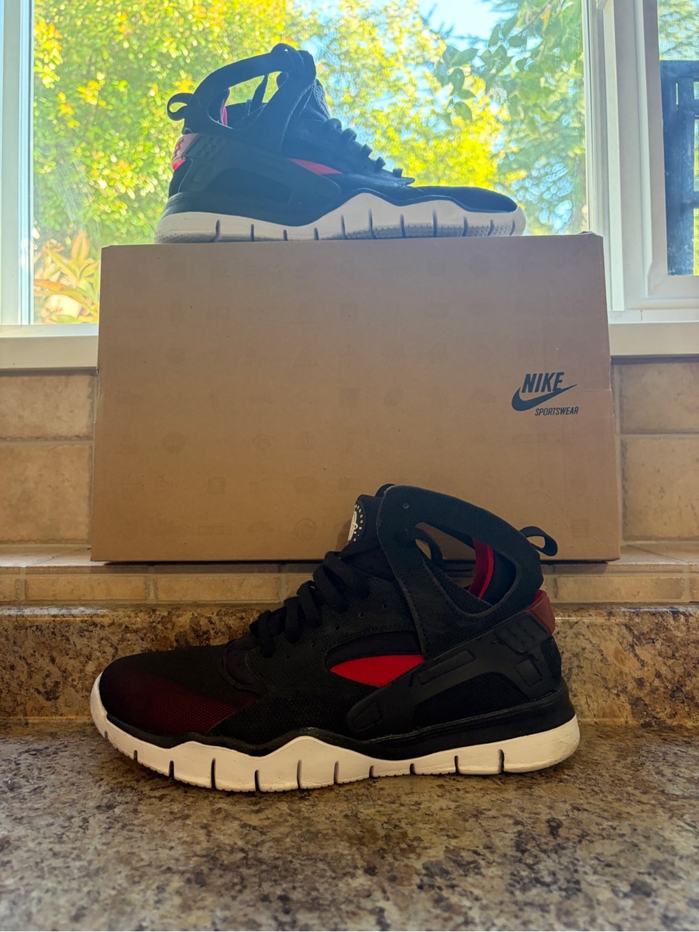 Nike Air Hurrache BBall 2